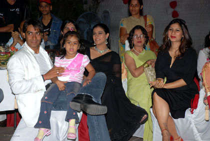 Ajay Devgn And Kajol�s Wedding Photos
