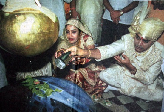 Actor Ashutosh Rana And Renuka Shahane Marriage Photos