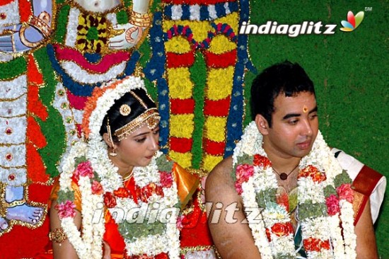 Actress Kanika And Shyam Radhakrishnan Marriage Photos