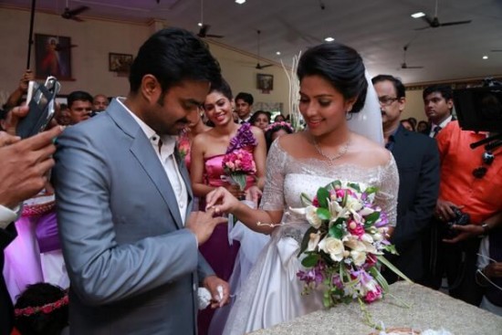 Amala Paul And Director Al Vijay Wedding Photos