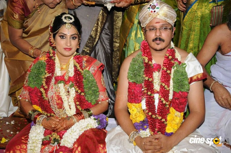 Gowtham Srivatsa And Actor Roopa Iyer Marriage Photos