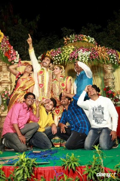 Anjali And Actor Santosh Pavan Marriage Photos