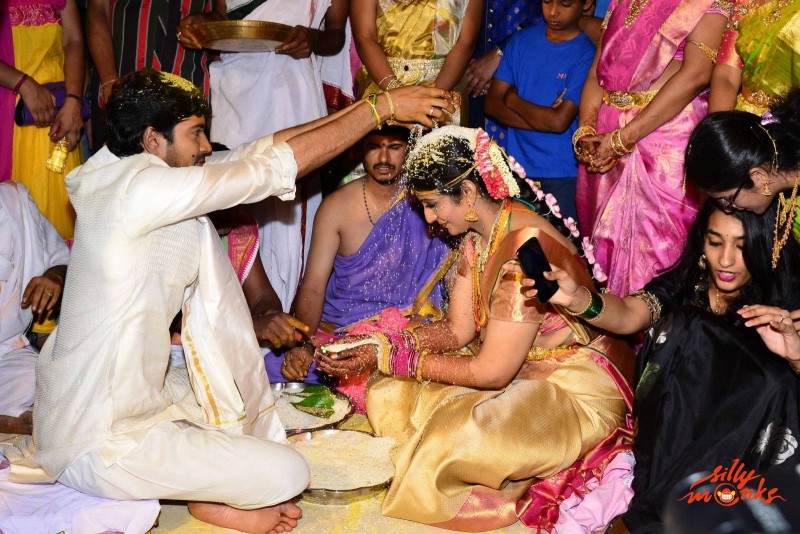 Actor Allari Naresh And Virupa Wedding Photos