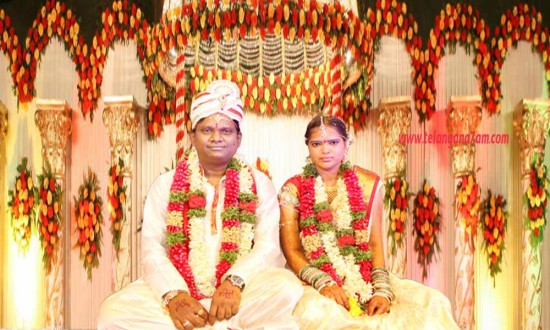 Comedian Thagubothu Ramesh Weds Swathi Pics