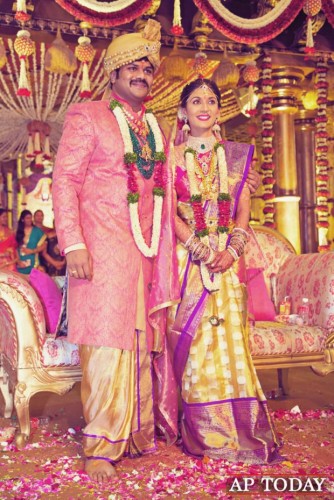 Actor Manchu Manoj And Pranitha Reddy Wedding Photos