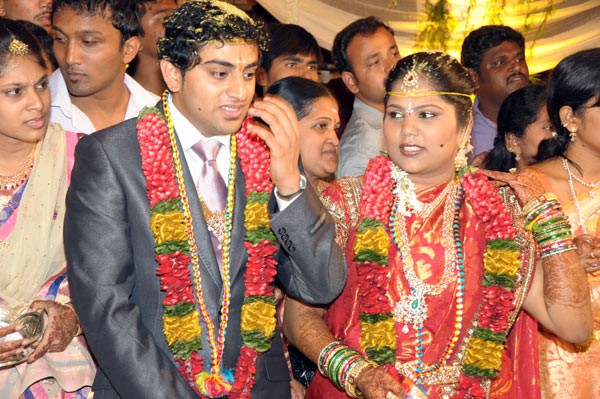 NB Chakravarthy And Kodi Rama Krishna Daughter Divya Deepthi Marriage Photos