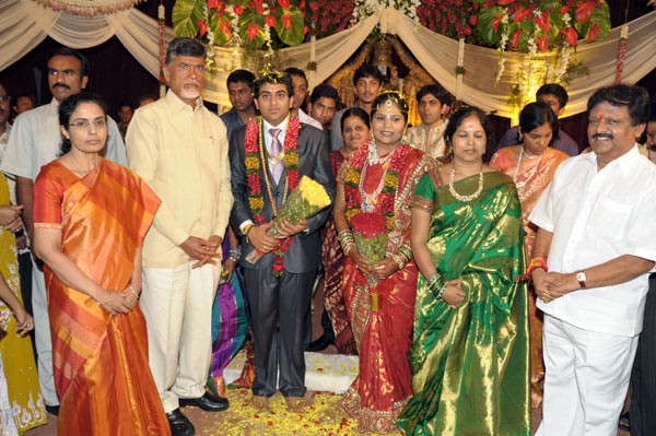 Kodi Rama Krishna Daughter Divya Deepthi And NB Chakravarthy Wedding Photos
