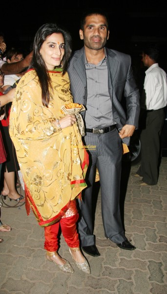 Mana Shetty And Sunil Shetty Marriage Photos