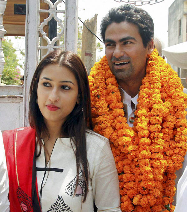 Indian Crickter Mohammad Kaif And Pooja Yadav Wedding Photos