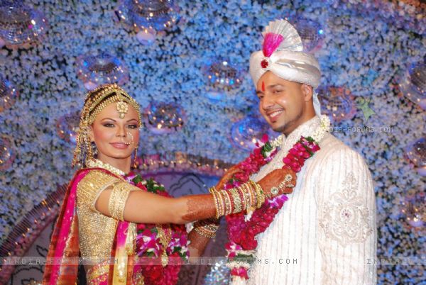 Elesh Parujanwala And Rakhi Swant Wedding Photos