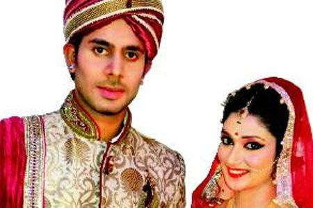 Indian Crickter Manoj Tiwary And Sushmita Roy Wedding Photos