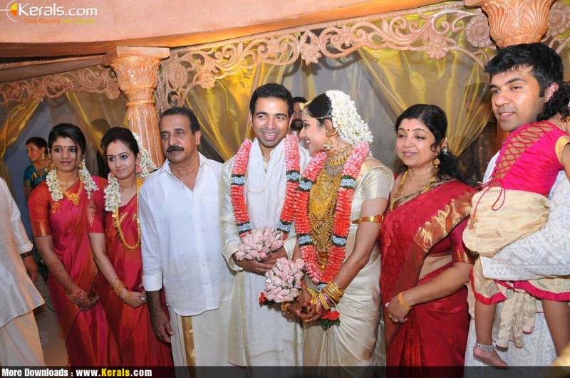 Actress Samvritha Sunil And Akhil Jayaraj Marriage Photos