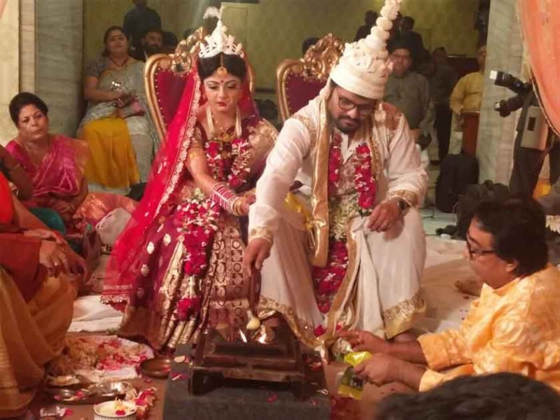 Babul Supriyo And Rachna Sharma Wedding Photos