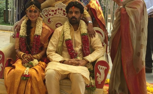 JD Chakravarthy And Actress Anukrithi Wedding Photos