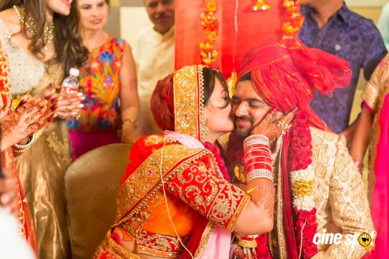 Tamil Actor Sharran Kumar And  Neha Wedding Photos