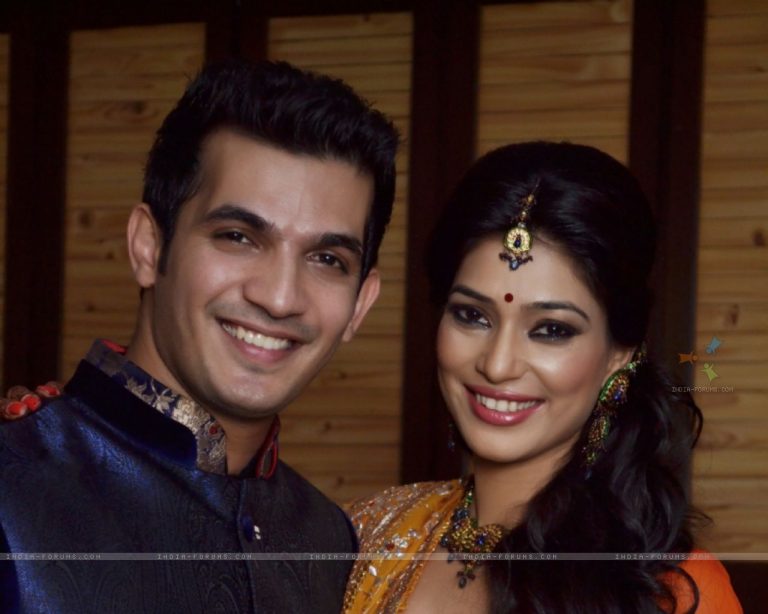 Arjun Bijlani And Neha Swami Wedding Pics