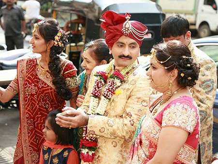 Disha Vakani And Mayur Wedding Photos