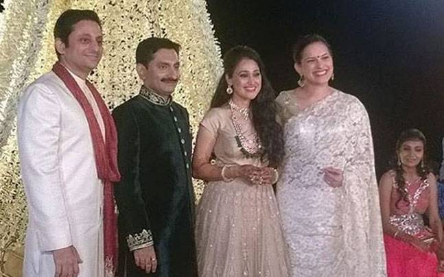 Disha Vakani And Mayur Wedding Photos