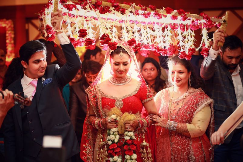 Divyanka Tripathi And Vivek Dahiya Wedding Pics