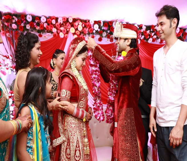 Puja Joshi And Maanish Marriage Photos