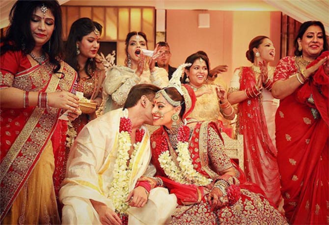 Bollywood Actress Bipasha Basu Marriage With Karan Singh