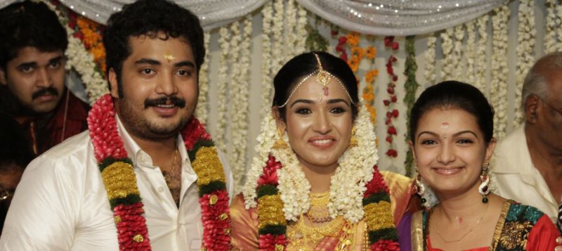 Malayalam Actor Vinu Mohan And Vidhya Wedding Photos