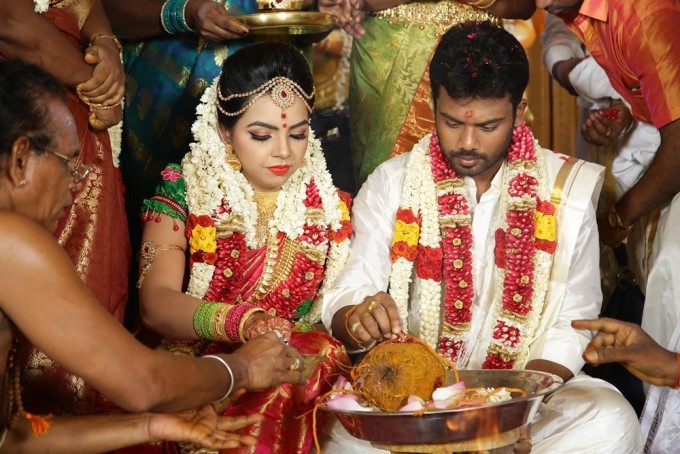 Tamil Actor Pandiarajan Son Prithvi Rajan And Akshaya Premnath Wedding Photos