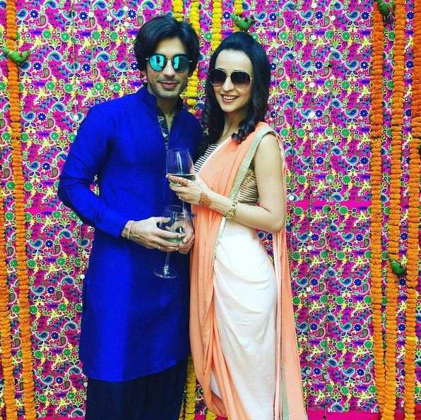 Television Actress And Roshni Chopras Sister Deeya Chopra Tied Knot With Ritchie Mehta