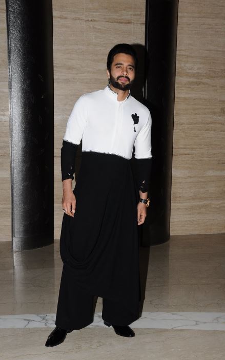 Gauahar Khan, Ekta Kapoor And Others At Mandana-Gaurav�s GRAND Wedding Reception!