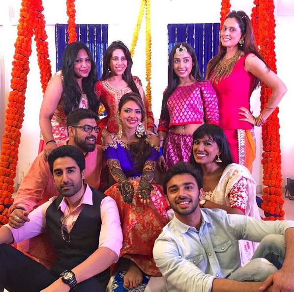 Pooja Banerjee Got HITCHED To Her Long-time Boyfriend Sandeep Sejwal!