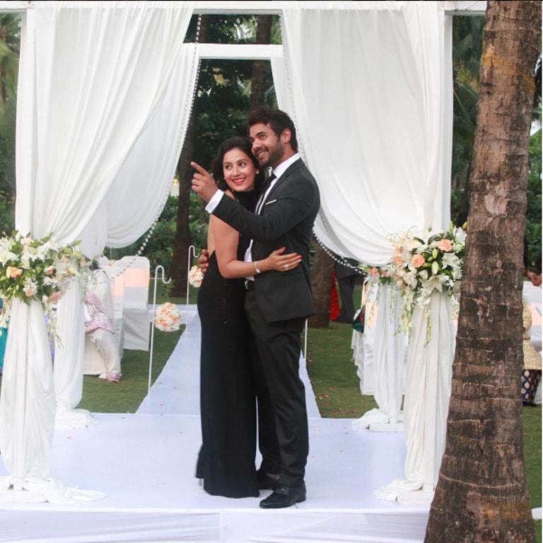 Kumkum Bhagya Actor Shabir Ahluwalias Brother Marries Naagin Actress In A Fairy Tale Wedding