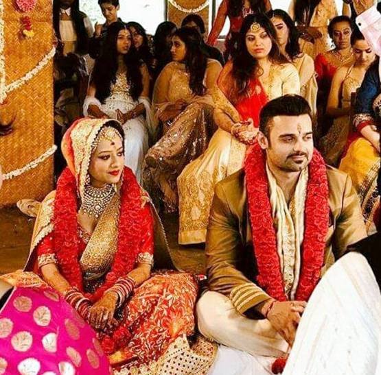 Mimoh Chakraborty Grand Wedding With Madalsa Sharma