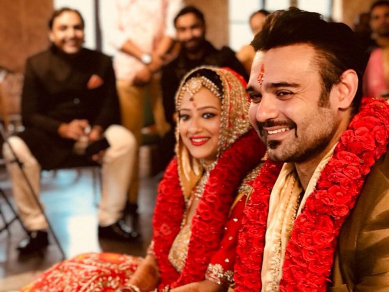 Mimoh Chakraborty Grand Wedding With Madalsa Sharma
