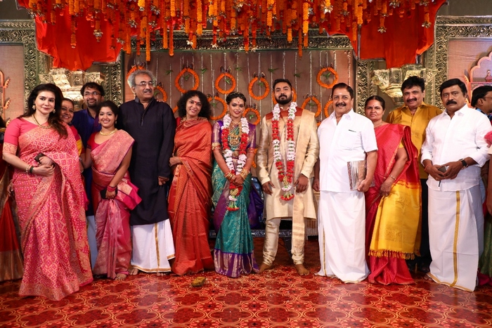 Parthibans Daughter Keerthana Wedding Photos