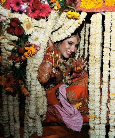 Beautiful Vidaai Moments From Real Indian Marriages