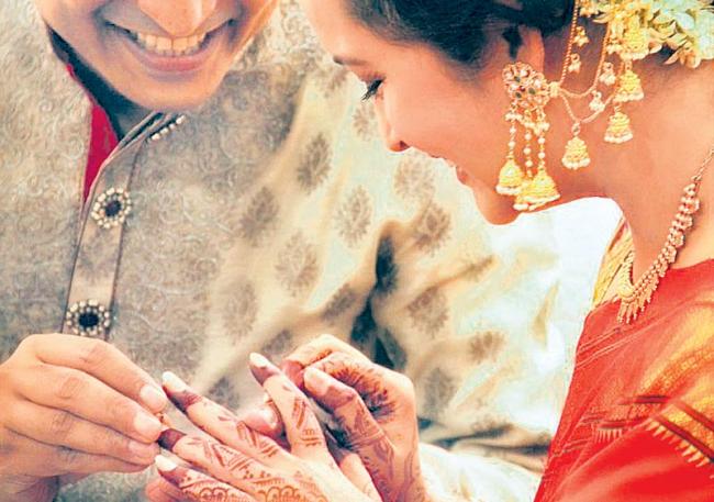 Pawan Kalyan's Ex-Wife Renu Desai Engagement Pics